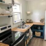 Small kitchen with open shelving